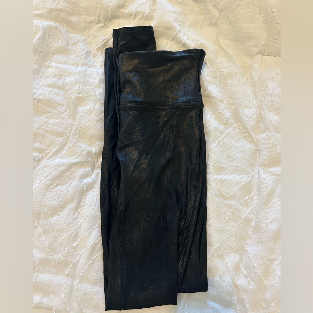 Spanx leather leggings size small